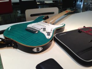 LEGPAP 緑 ギター